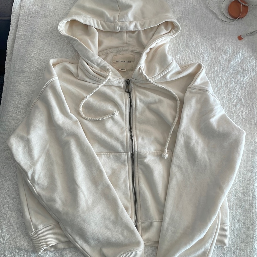 American Eagle crop hoodie